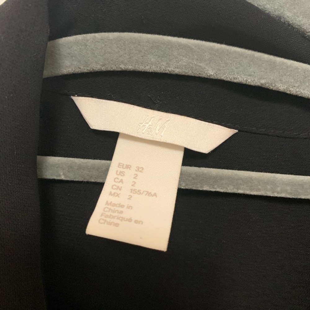 H&M thin jacket - Picture 2 of 3